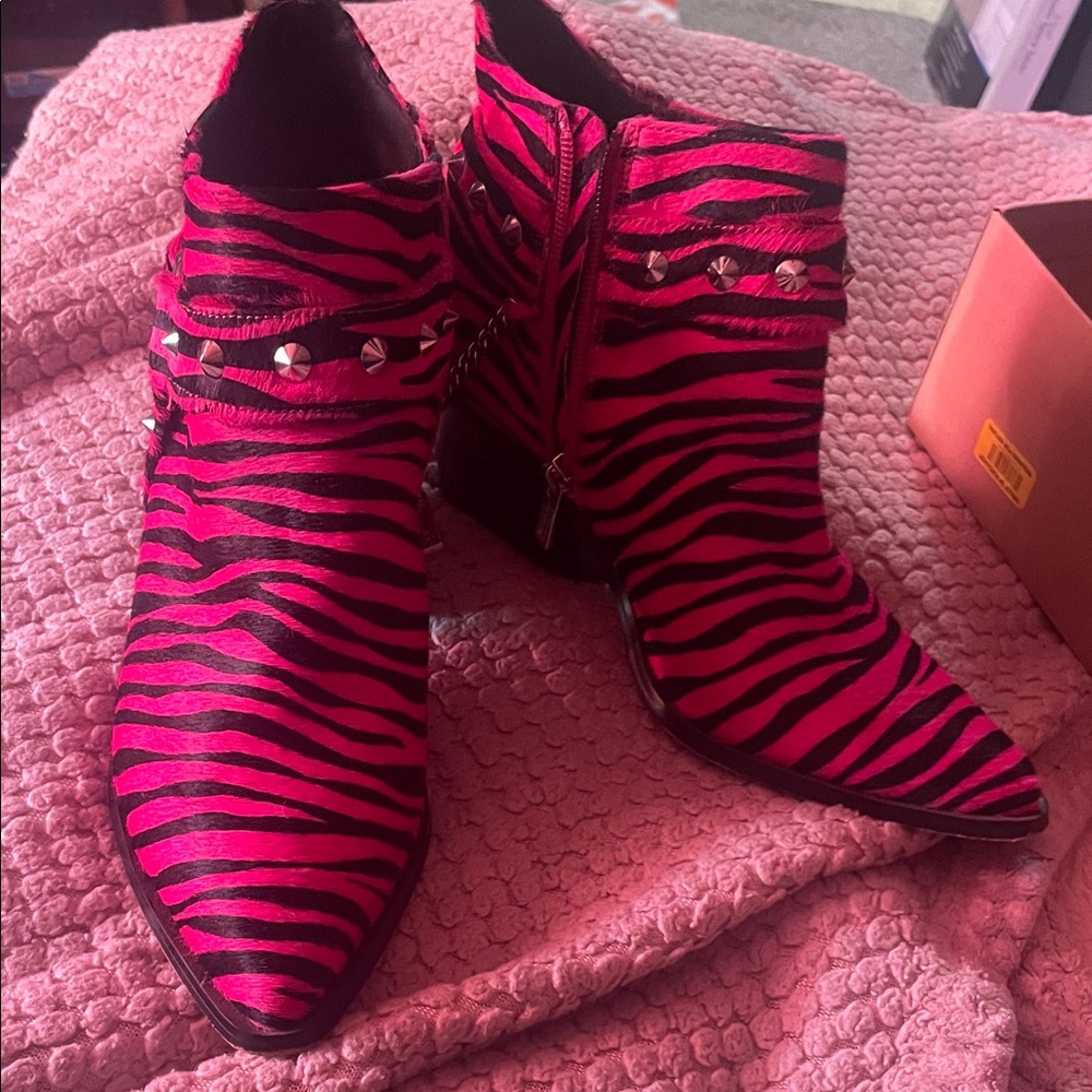 Jessica London Fuchsia Zebra Ankle Boots